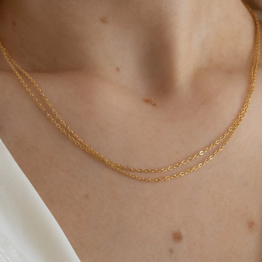 DOUBLE FINE NECKLACE – Little House Btq