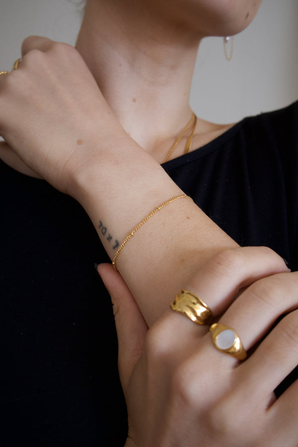 FINE DETAIL BRACELET